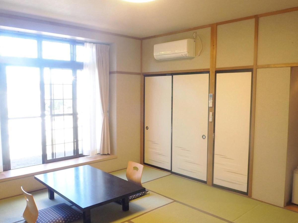 Oyado Hachibei Hotel Takajama Kültér fotó