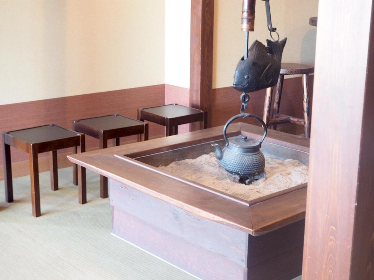 Oyado Hachibei Hotel Takajama Kültér fotó