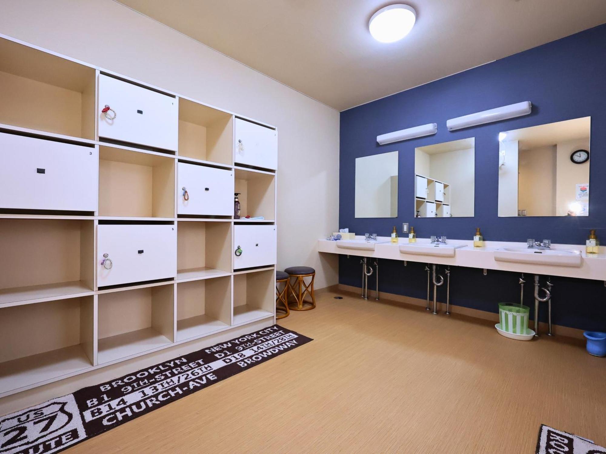 Oyado Hachibei Hotel Takajama Kültér fotó