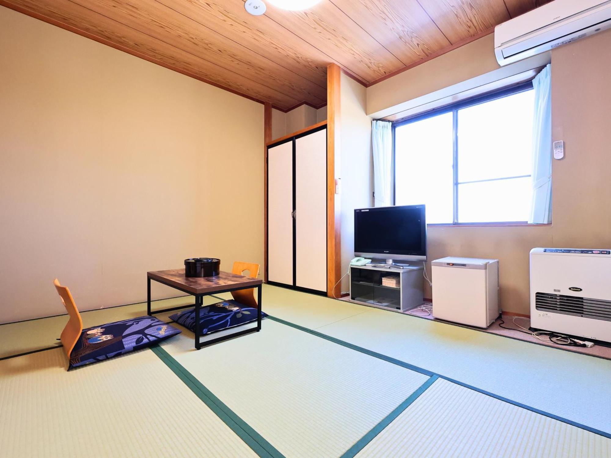 Oyado Hachibei Hotel Takajama Kültér fotó