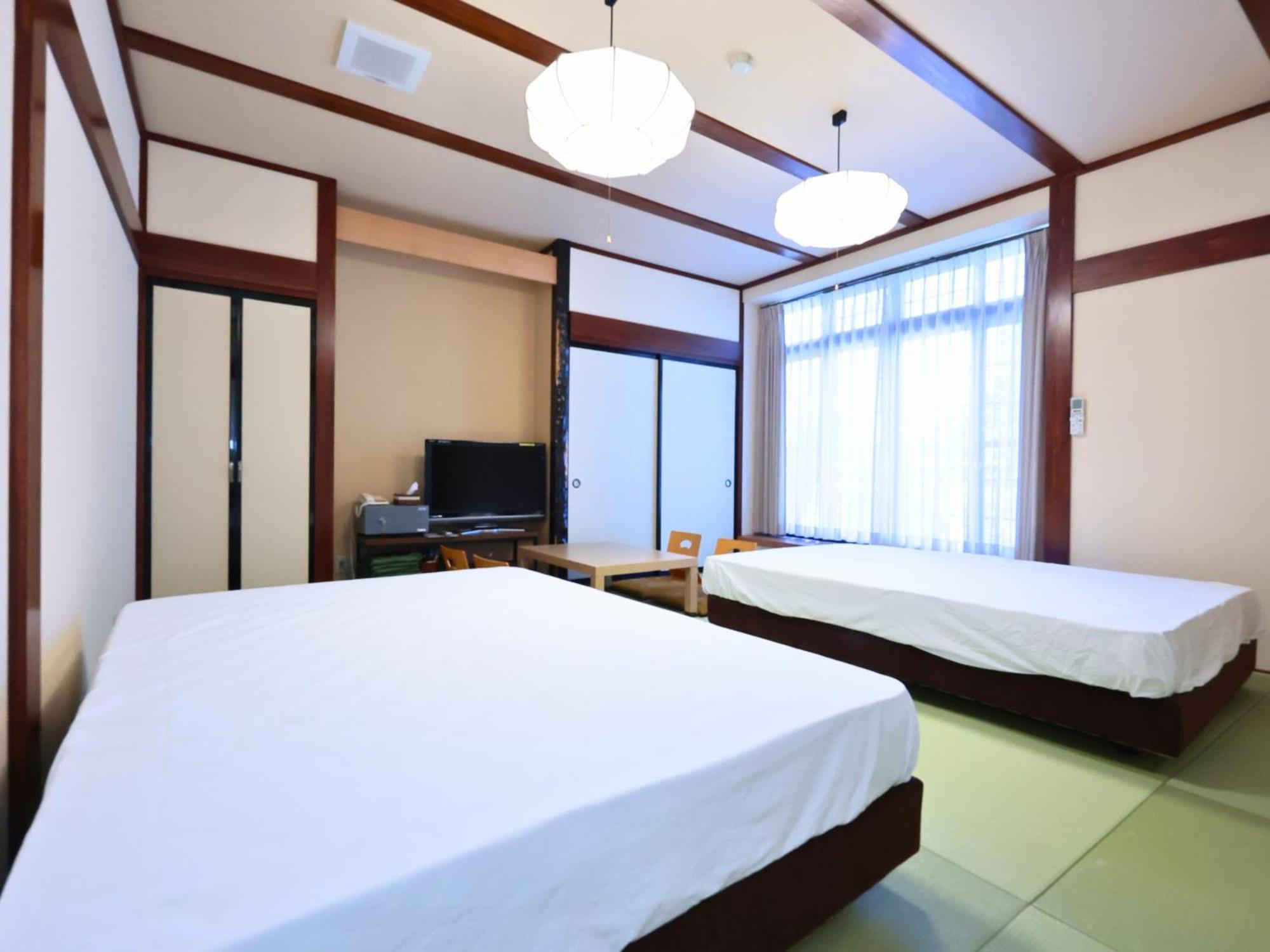 Oyado Hachibei Hotel Takajama Kültér fotó