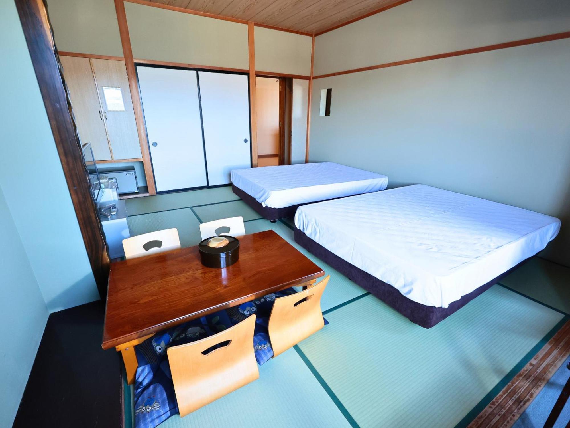 Oyado Hachibei Hotel Takajama Kültér fotó